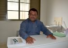 Abelardinho apresenta projeto para revogar abono de 30% dos servidores públicos e sindicato fala em afastar prefeito por improbidade