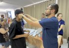 Prefeitura de Bariri entrega óculos para os participantes do mutirão oftalmológico