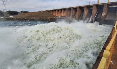 Auren Energia realiza testes nas comportas da Usina Hidrelétrica de Bariri