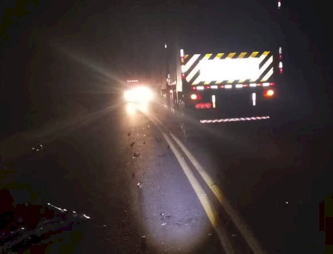 Colisão de moto com caminhão de cana deixa um morto em Ribeirão Bonito