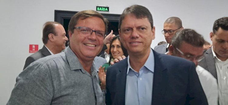 Boraceia assina três novos convênios com o Governo do Estado