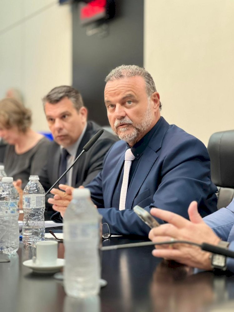 Deputado Ricardo Madalena convoca CEO da Sabesp durante reunião da CAMM na Alesp