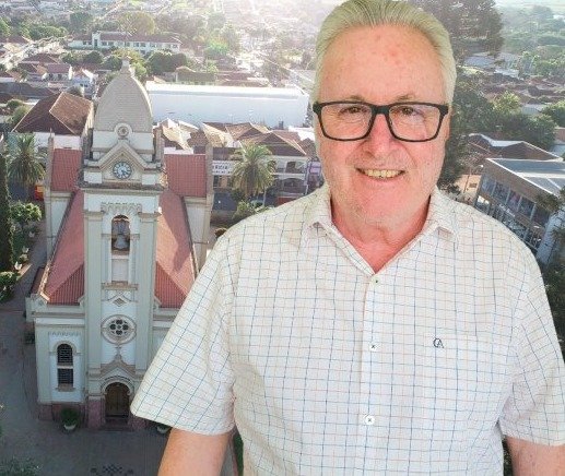 Vereadores de Itapuí seguem ordem do Presidente da Câmara e rejeitam requerimento que convocaria o ex-prefeito Toninho para uso da tribuna