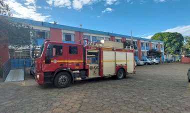 Bombeiros contêm princípio de incêndio na Escola ‘Ginásio’ em Guaxupé
