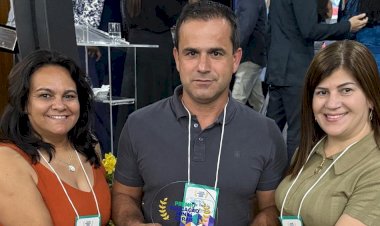 Juruaia é premiada por excelência na gestão educacional em Minas Gerais