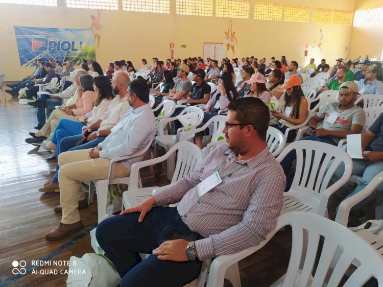 Evento promove encontro entre técnicos e cafeicultores de toda região, em Muzambinho