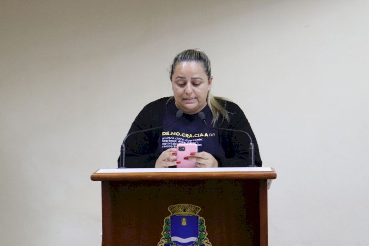 Vereadora Maria José fala sobre denúncia do SUS Animal na tribuna