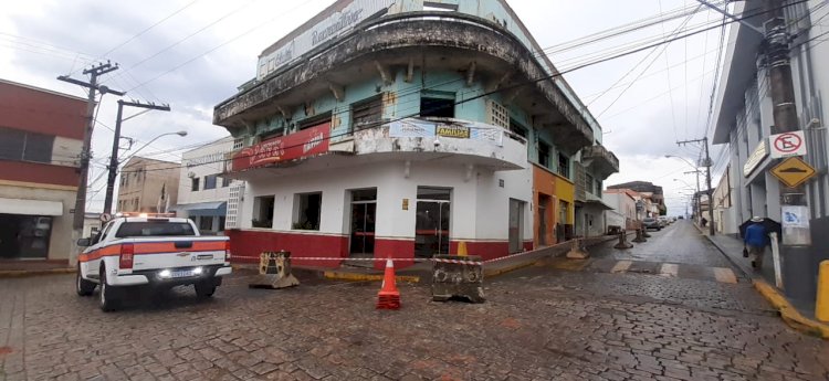 Defesa Civil interdita prédio do Clube Recreativo de Muzambinho