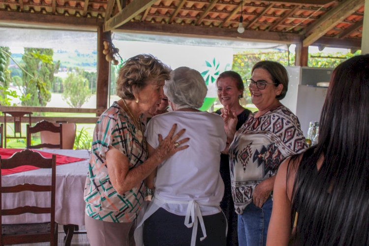 Semana da Mulher: Sindicato dos Produtos Rurais de Guaxupé junto a Faemg/Senar, em parceria com a Cooxupé, proporcionaram 4 dias de muita alegria e produção