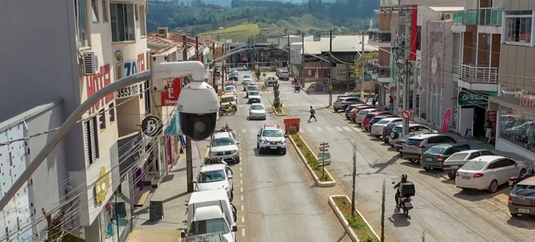 Câmeras de monitoramento reforçam segurança em Juruaia