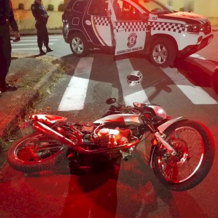 Homem é preso após cometer direção perigosa com moto adulterada em Guaxupé