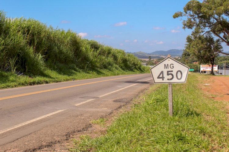 Deputado Antonio Carlos Arantes anuncia recuperação da rodovia entre Guaxupé e Tapiratiba (SP)