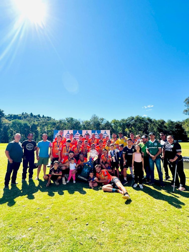 Juruaia conquista bicampeonato da Copa Amog de Futebol e celebra mais uma vitória histórica