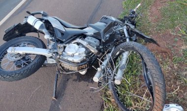 Grave acidente deixa dois mortos na SP-255