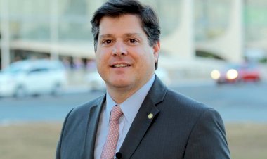 Baleia Rossi usa R$ 1 milhão de verbas públicas para bancar voos particulares através do Fundo Partidário