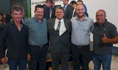 Prefeito participa de reunião no Palácio dos Bandeirantes com a presença do governador Tarcísio de Freitas