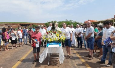 Boraceia: 7ª Procissão e Benção Sobre as Águas do Rio Tietê celebra Nossa Senhora Aparecida com milhares de fiéis e mais de 50 embarcações