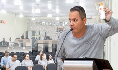 Agente da Vigilância Epidemiológica sugere negligência, diz que Diretoria de Saúde entregou repelentes somente após morte de servidora e faz apelo: “Apenas sete agentes não são suficientes para conter epidemia de dengue em Bariri”