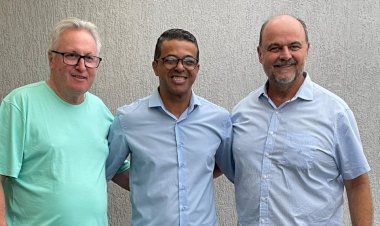 Edcarlos recebe visita do Deputado Ricardo Madalena, que destina emenda de R$ 155 mil para a Apae Bariri