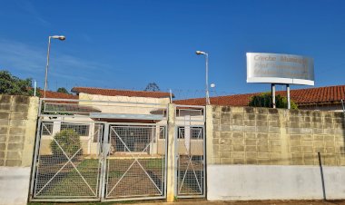 Situação de abandono dos prédios públicos, imóveis municipais desocupados e gastos do governo Fernando Foloni em locações particulares chama a atenção dos vereadores