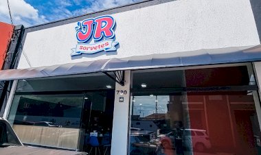 JR Sorvetes celebra um mês de inauguração da sorveteria e anuncia nova fábrica que vai gerar mais 30 empregos em Bariri