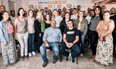 Chapa encabeçada por Airton Pegoraro e Paulo Kezo lança 48 candidatos a vereador em Bariri