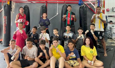 Projeto social na Vila São José ensina Kickboxing para crianças e adolescentes em Bariri