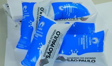 Baririense questiona redução na quantidade de leite distribuída pelo Social e alega simulação na entrega; “entregam 6 litros mas destacam 8 vales, como se estivéssemos recebendo 8 litros”, diz