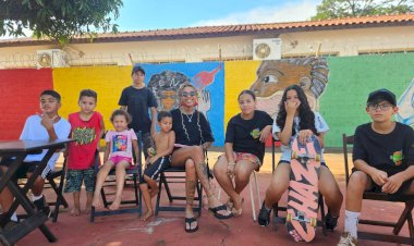 Artista paulistana Matriarcak ministra workshop de poesia na Associação Escolinha de Skate de Bariri