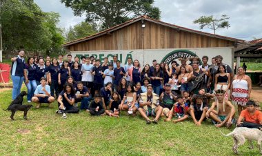 Alunos da Escola Ephigênia visitam Aldeia Indígena Tereguá