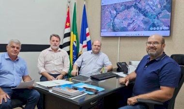 Bariri e Boraceia firmam convênio com a USP para residência médica