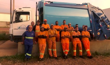 Funcionários da coleta de lixo paralisam atividades por um dia para reivindicar melhores condições de trabalho em Bariri