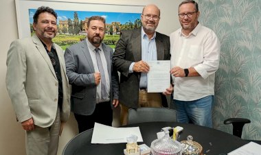 Viagem de Airton Pegoraro com vereadores da oposição movimenta bastidores: aproximação do prefeito bloco político de Edcarlos gera questionamentos