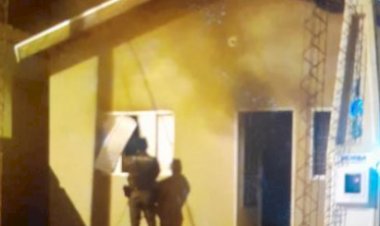 Briga de casal termina com casa incendiada em Ibitinga