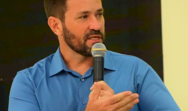 Leandro questiona prefeitura sobre correção de irregularidades no serviço de limpeza pública, conforme apontado pela própria administração no início do ano