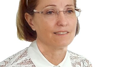 Cinira Mazotti, Diretora de Educação de Bariri, fala sobre uniformes, câmeras de monitoramento nas escolas, ações de suporte aos profissionais de educação e mais!