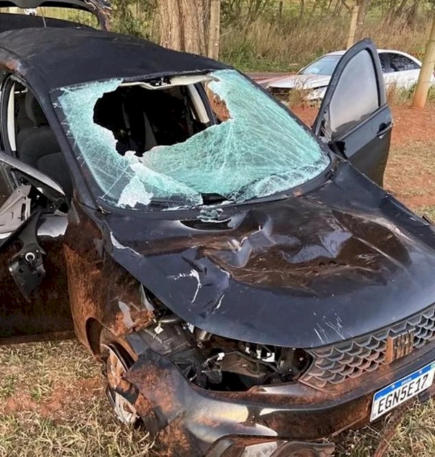 Engenheiro é preso após perseguir carro de ex-namorada e causar grave acidente em Ribeirão Bonito