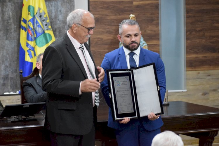 Delegado Marcelo Góes recebe  Título de Cidadão Jauense