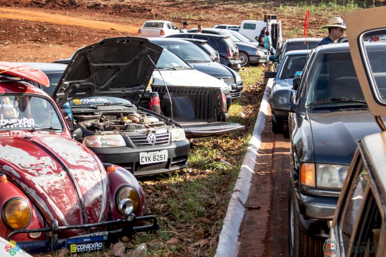 Campeonato de Som atrai grande público na Prainha  de Itapuí e arrecada alimentos para o Fundo Social