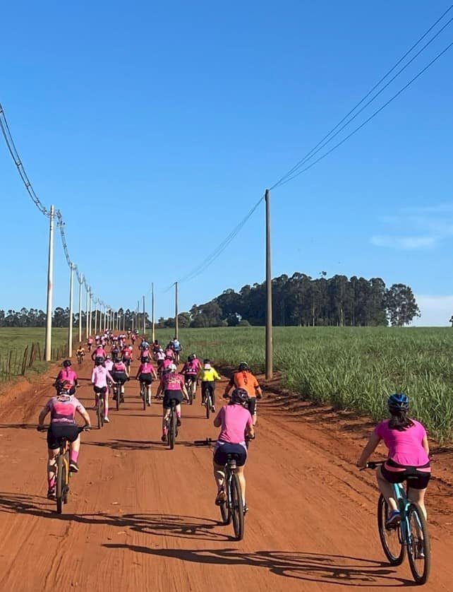 Grupo Bike Bariri realiza Pedal Outubro Rosa