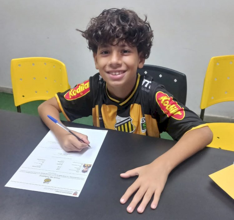 Miguel Marasato renova contrato e continua destaque na categoria sub-11 do Grêmio Novorizontino