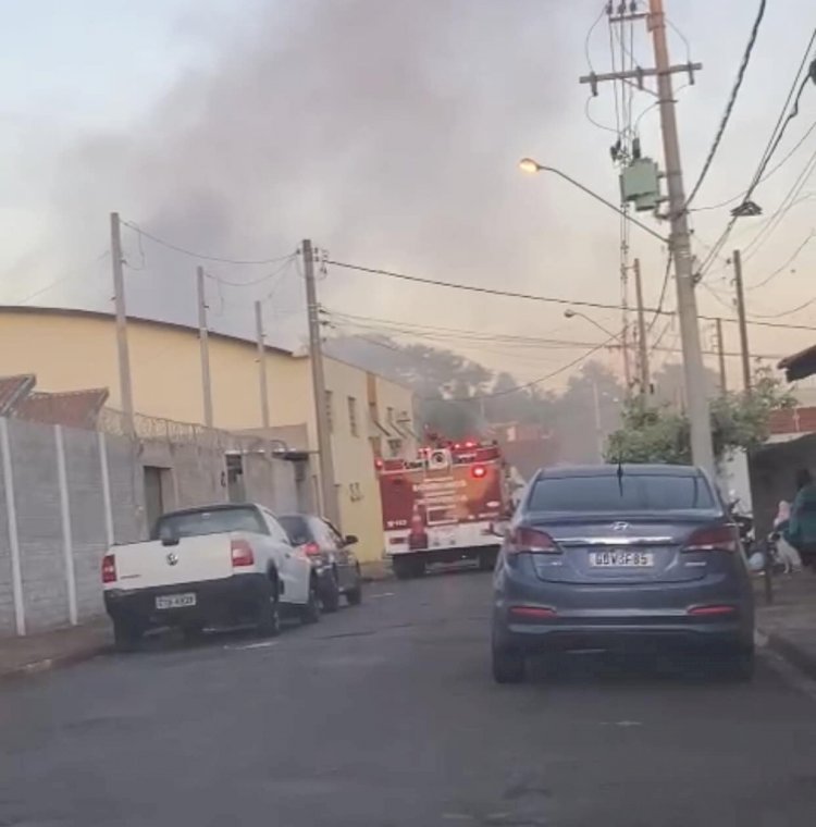 Pela terceira vez, acidente químico em galpão desencadeia revolta e mobiliza Corpo de Bombeiros em Bariri