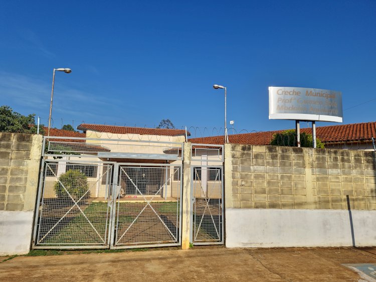 Situação de abandono dos prédios públicos, imóveis municipais desocupados e gastos do governo Fernando Foloni em locações particulares chama a atenção dos vereadores