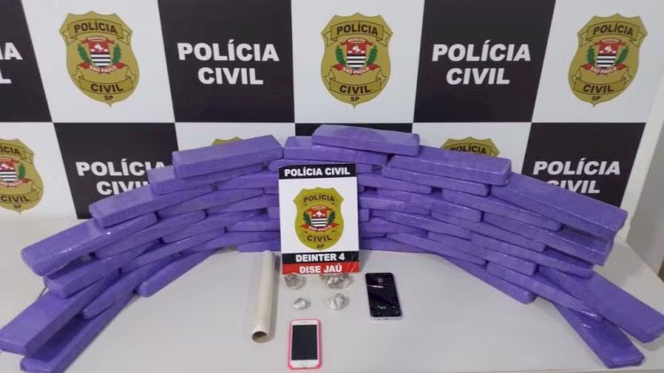 Em Jaú, polícia prende jovem por tráfico de drogas após descoberta de 43 tijolos de maconha em casa da mãe