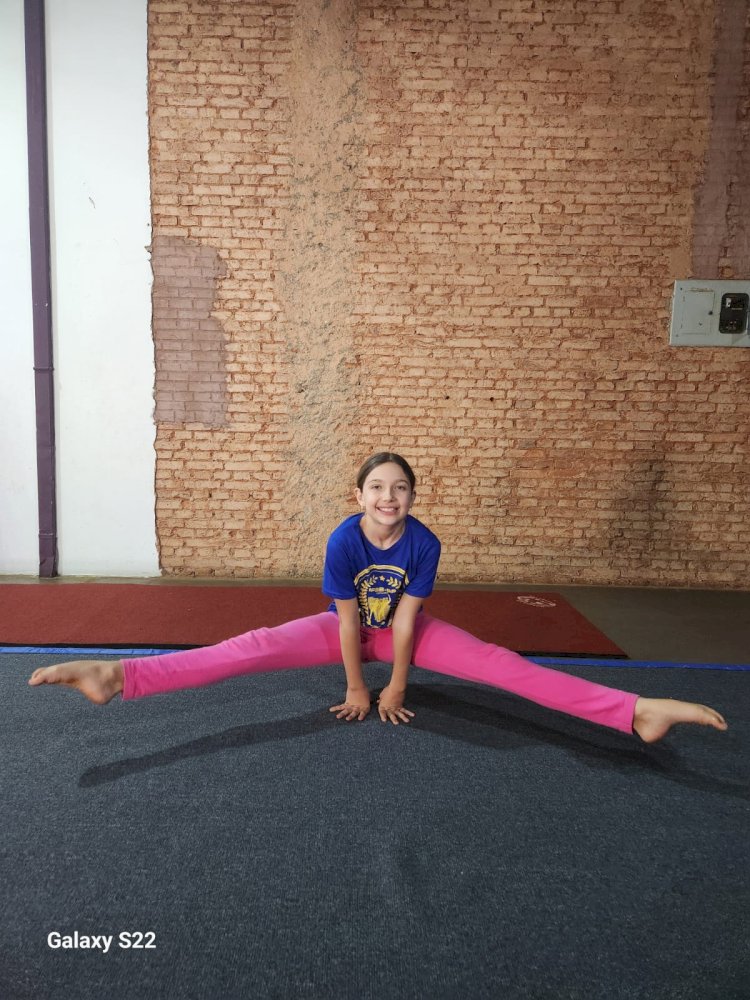 Ginastas baririenses se preparam para competir no Campeonato Brasileiro de Fitness Infantil, em São Paulo