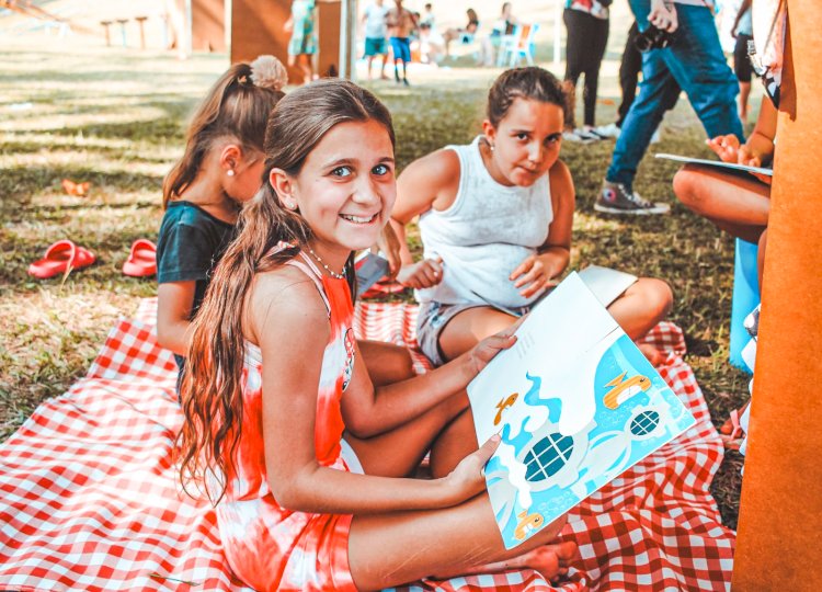 Feira Ao Ar Livro é sucesso em Itapuí e segue para Boraceia