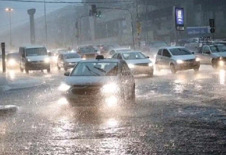 Defesa Civil alerta para possibilidade de chuva forte na região até sábado