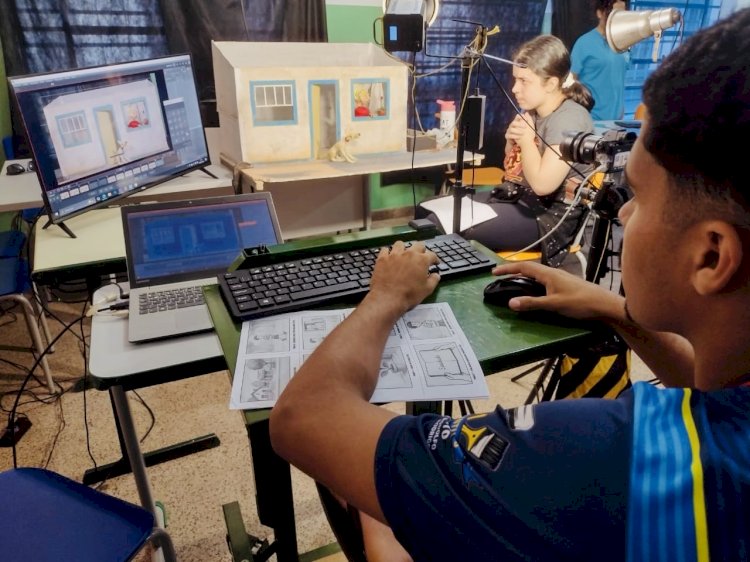 Alunos de Trabiju produzem curta documental em stop motion inspirado em morador da cidade