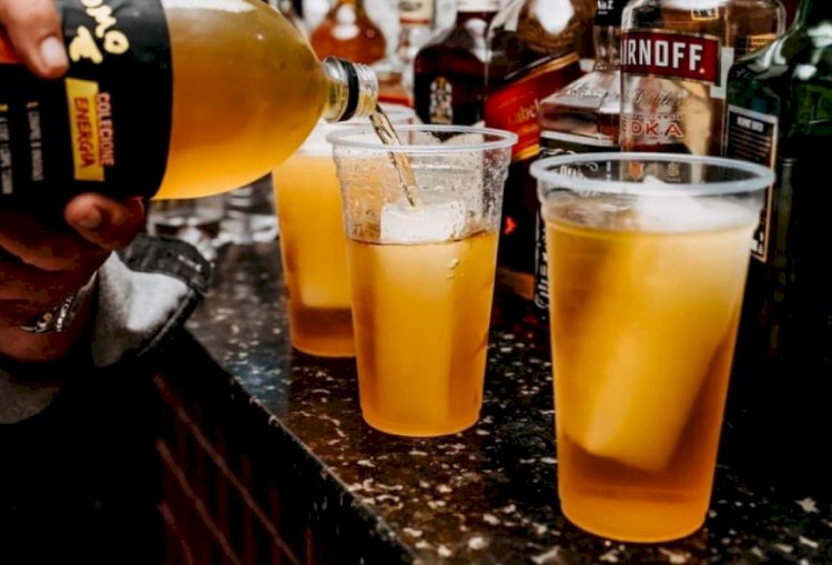 Lei proíbe consumo de álcool no interior e em calçadas de adegas, veta execução de música e ato de fumar nos “disks bebidas” de Bauru