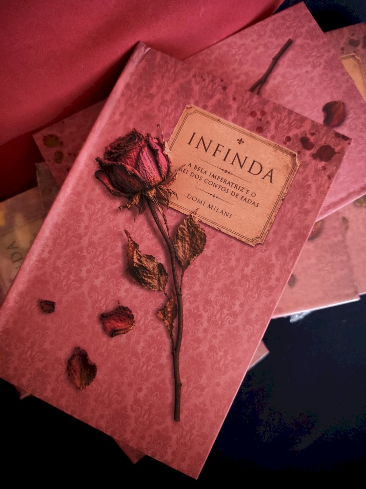 Escritora baririense lança nova edição de romance histórico e publica tradução em inglês